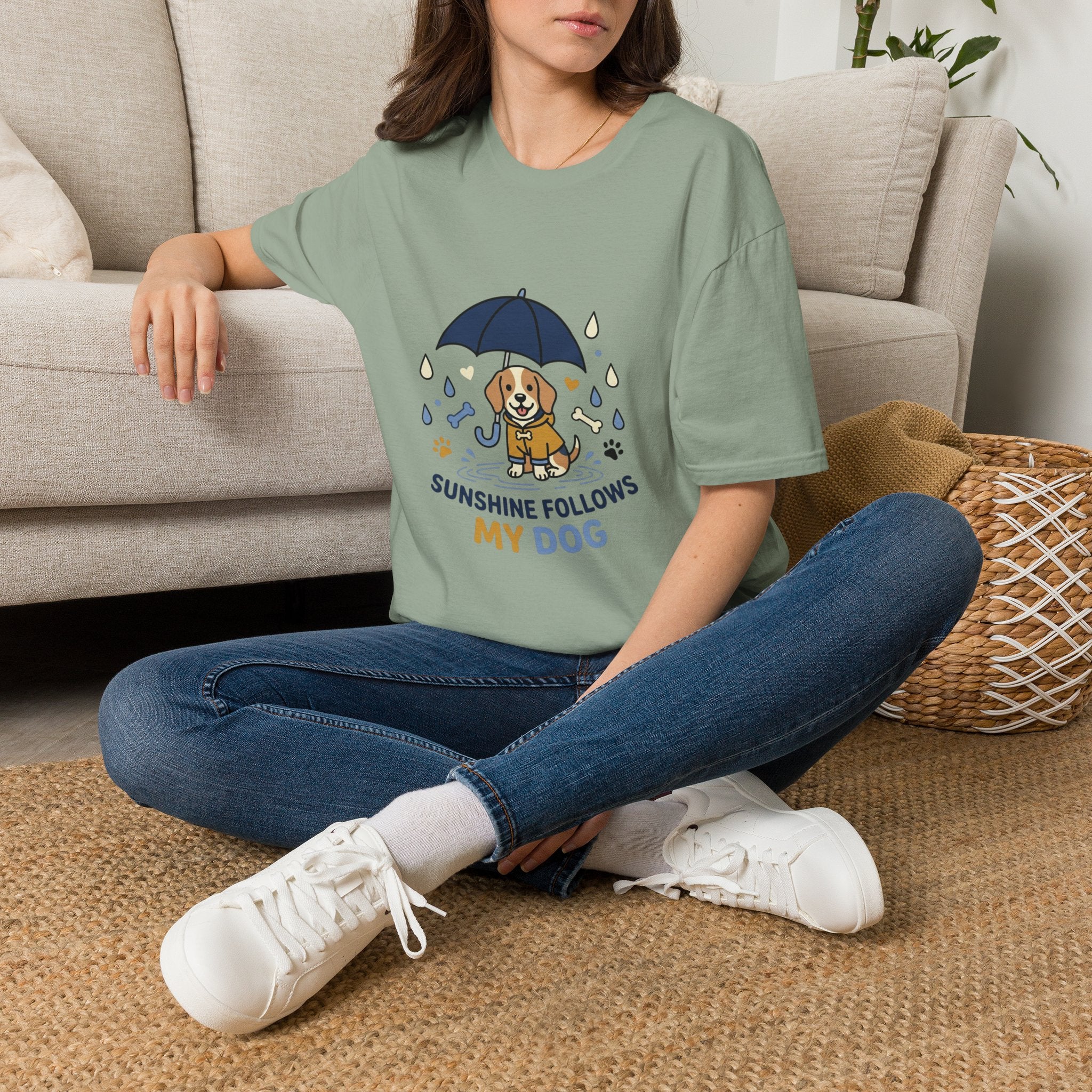 'Sunshine Follow My Dog' Graphic T-Shirt